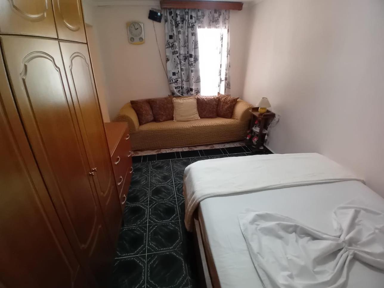 Gogo'S Sea Side Apartment Sarandë 외부 사진